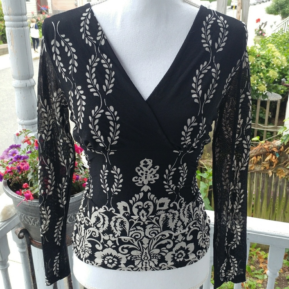 Susan Lawrence Top